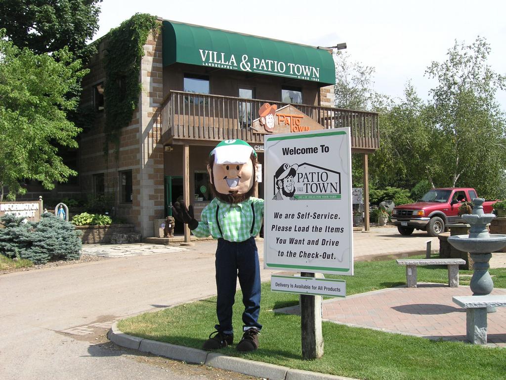 Pictures for Patio Town in Saint Paul, MN 55128 Landscaping